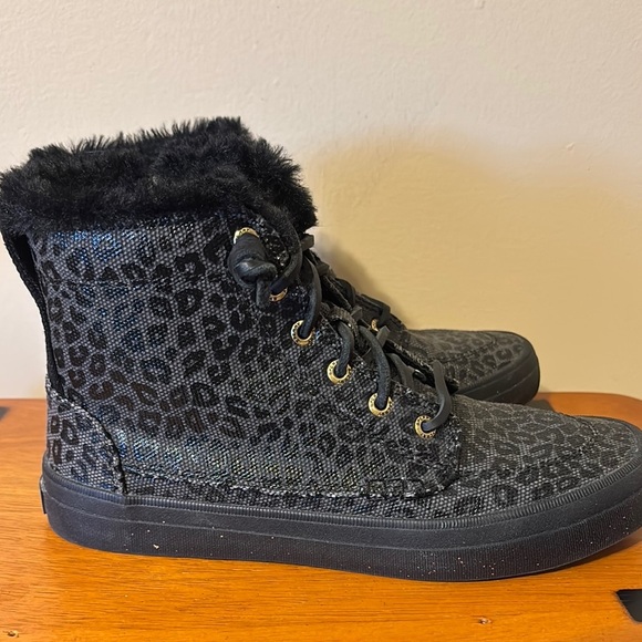 Sperry Crest Vibe Canvas High Top Sneaker - Picture 5 of 9